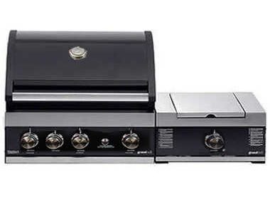 Gas built in barbecue with sear burner